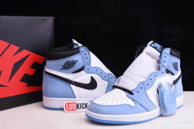 UNIVERSITY HIGH BLACK BLUE AIR WHITE JORDAN RETRO 555088-134 1 0601